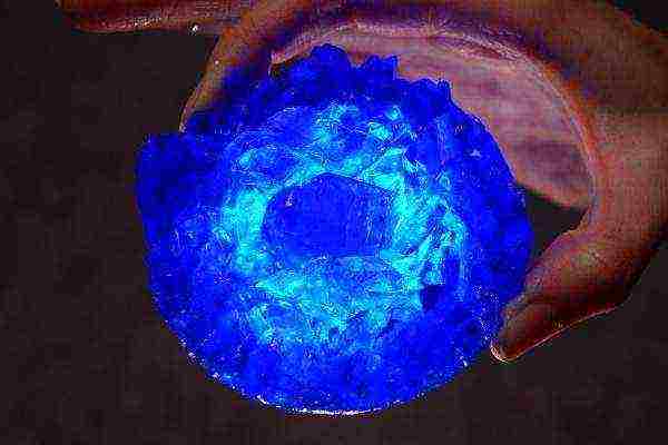 why are crystals of copper sulfate grown?