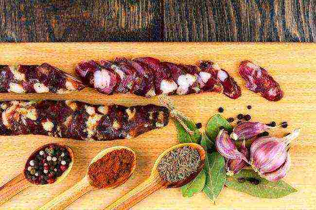 the best varieties of raw smoked sausages