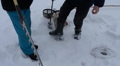 Homemade ice saw. mga tampok ng mga lagari ng yelo at ang kanilang pagpipilian ng mga yaring bahay na lagari ng yelo