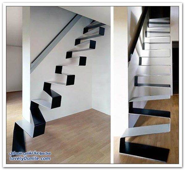 La fantaisie du designer a donné au monde un escalier impressionnant avec des marches incurvées.