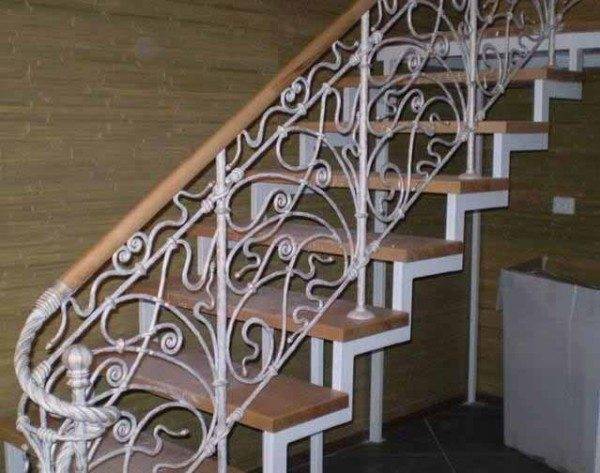 Staircase construction - general and specific