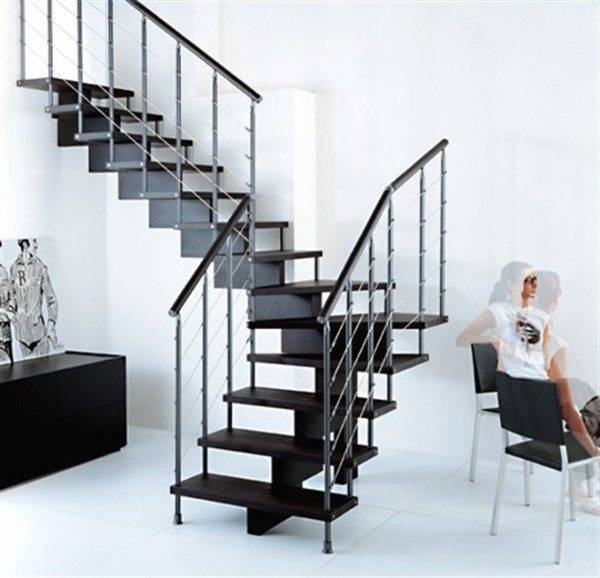 Steps for stairs - shape, material, design features