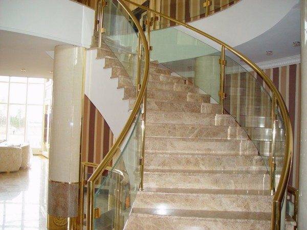 Natural stone: expensive but durable