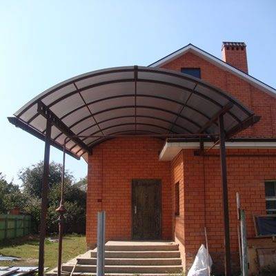 Some types of roofs in such structures require a separate approach in the manufacturing process and even your own project or drawing, since they have a high degree of complexity and the presence of a large number of elements.