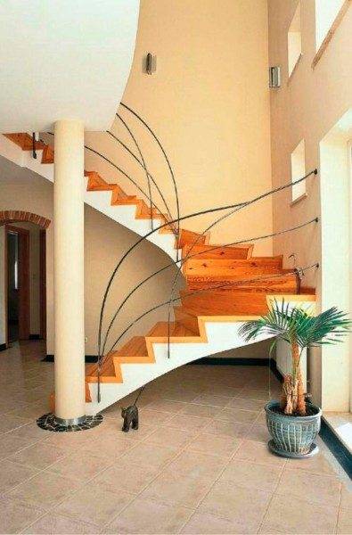 Unusual solution with handrails