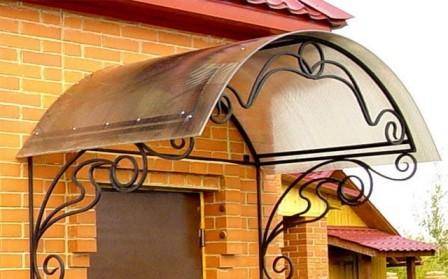 Semicircular forged canopy combined with polycarbonate