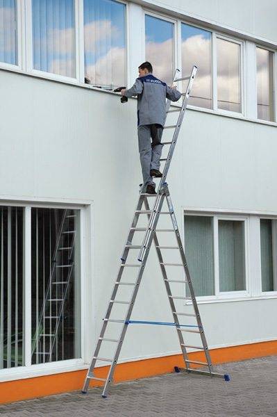 The use of stairs for outdoor work
