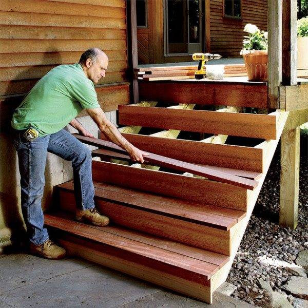 Do-it-yourself installation of a wooden staircase - we do the work ourselves