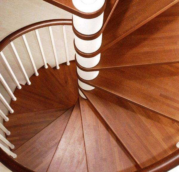 Létra kacsa lépcső - tervezési jellemzők