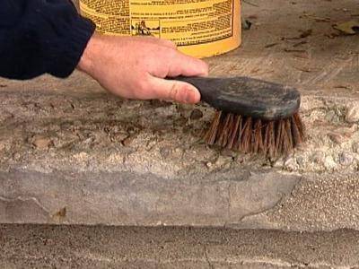 Repair of concrete steps of the porch is a simple process