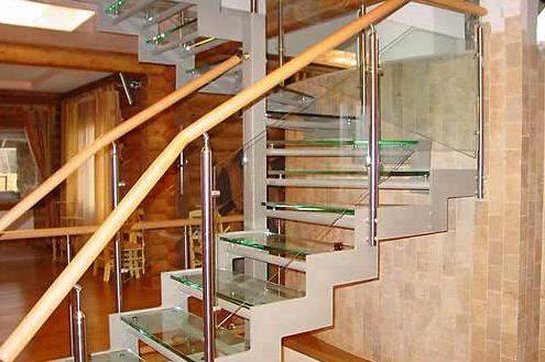 Thick tempered glass steps