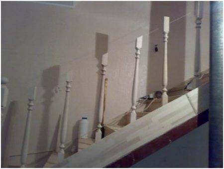 Installation of balusters.