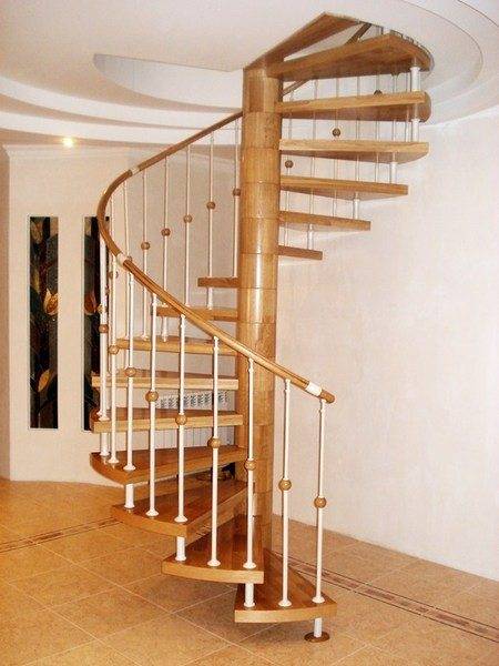 Spiral staircase with wooden steps