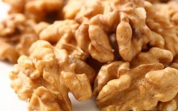 Skladování ořechů bez skořápky: metody a pravidla