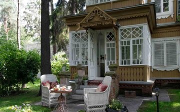Provence style cottage