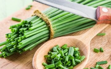 What are the benefits of green onions?