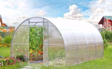 Advantages and disadvantages of polycarbonate greenhouses