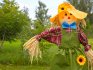 Garden scarecrow